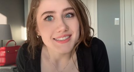 femme seulementfans parfait nu image