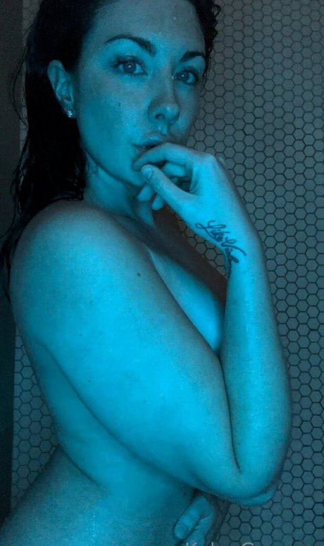 belle-fille onlyfans sexy belle img