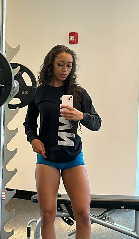 yazzyyams actrice hd photos