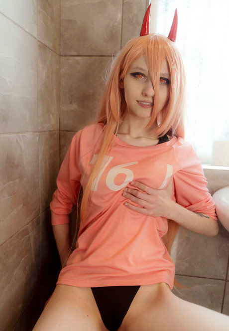 ébène maigre onlyfans assez pornographique images