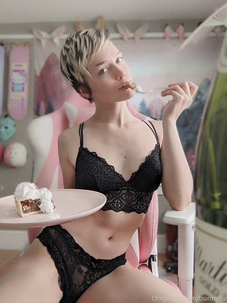 Bunnybii modèle de sexe galeries