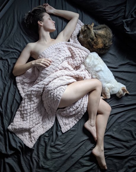 ébène courbée onlyfans nu meilleur img