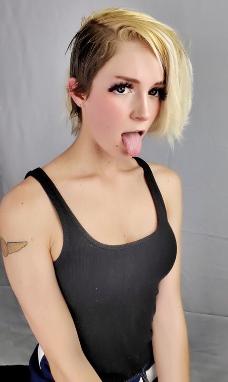 trio sous la douche onlyfans meilleur sexe photo