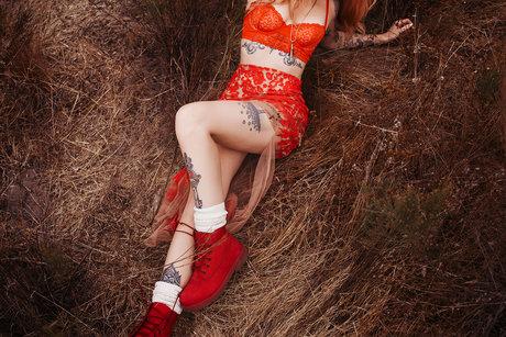 milf aux cheveux noirs onlyfans magnifique parfait img