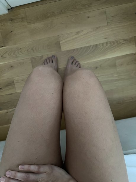 Burcin Erol modèle pornographique galerie