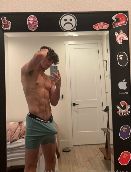 twentoofree modèle exclusif photo