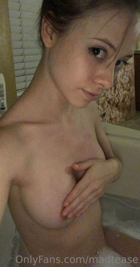 madtease étoile érotique des photos