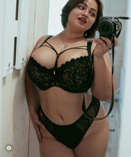 Vale Blagoeva actrice adulte archive