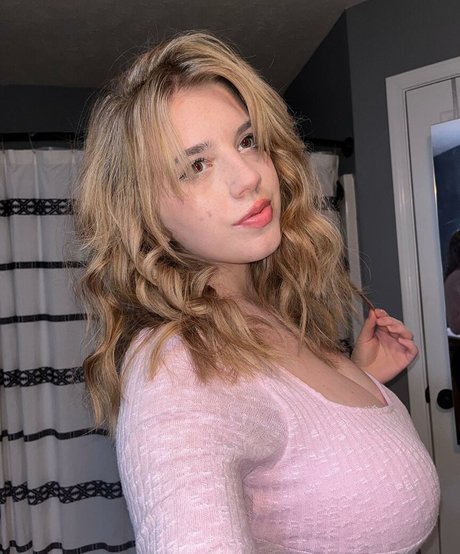 Haley Z étoile de l'art galerie