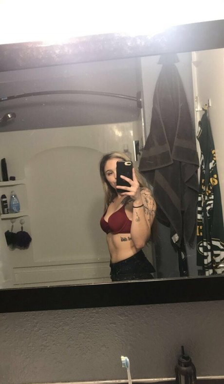 brattynattyy modèle joli archive