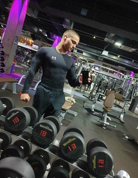 youngmusclegrowingboy belle star du porno image