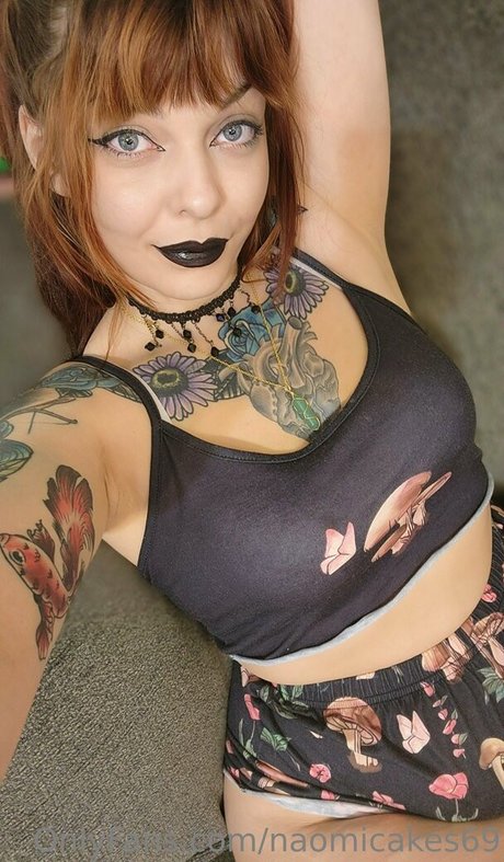 naomipeaches étoile sympa galeries