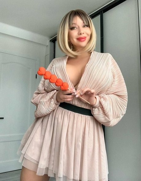 curvy model kate nus de stars du porno galeries