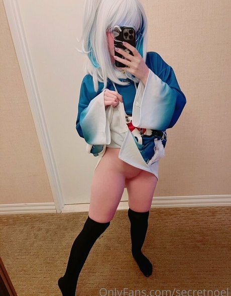 secretnoel modèle érotique photos