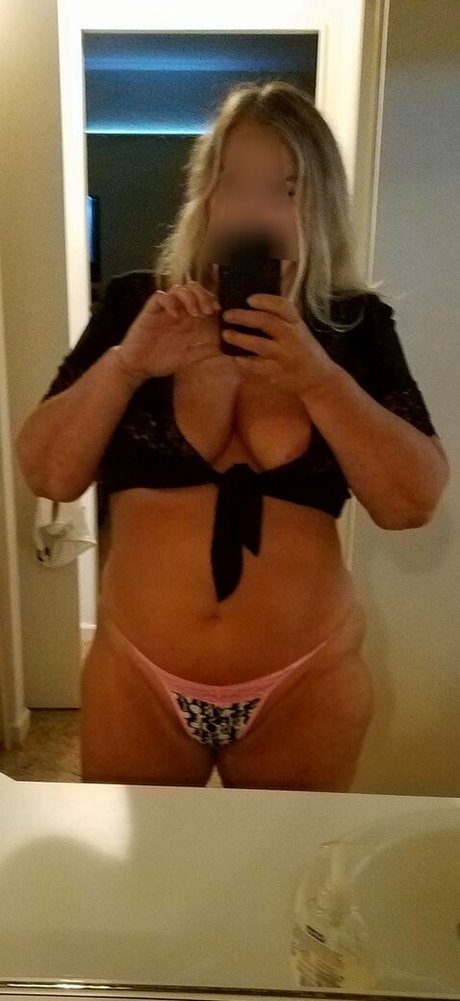 Summer Blonde16 modèle sexy galeries