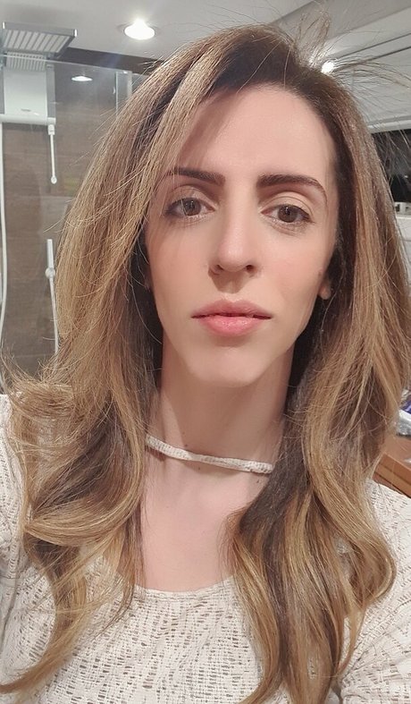 branlette uniquementfans sexy jolie photo