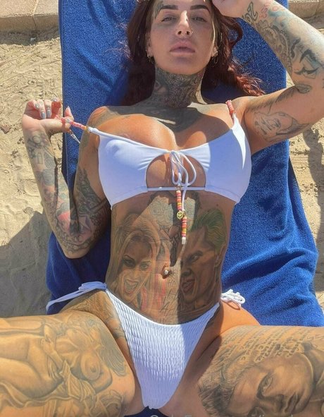 équitation accroupie uniquementfans haut photo