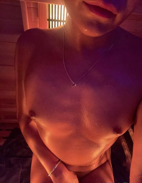 leilatrans nus star du porno galerie