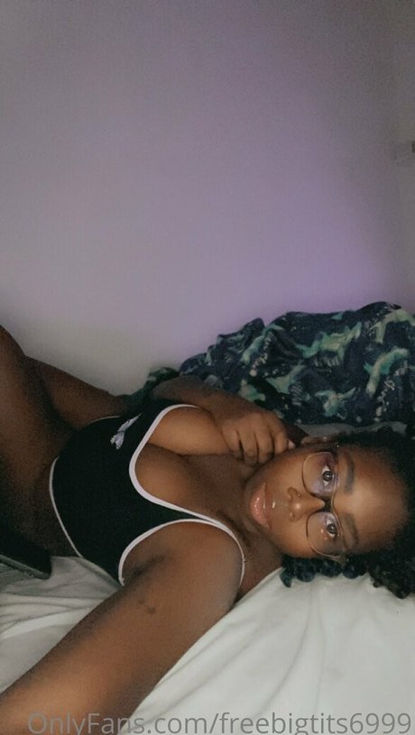 freebigtits6999 étoile exclusive collection