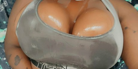 freebigtits6999 actrice de nus photos