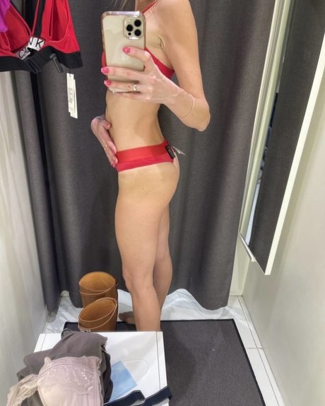 reine de pique onlyfans exclusif chaud photo