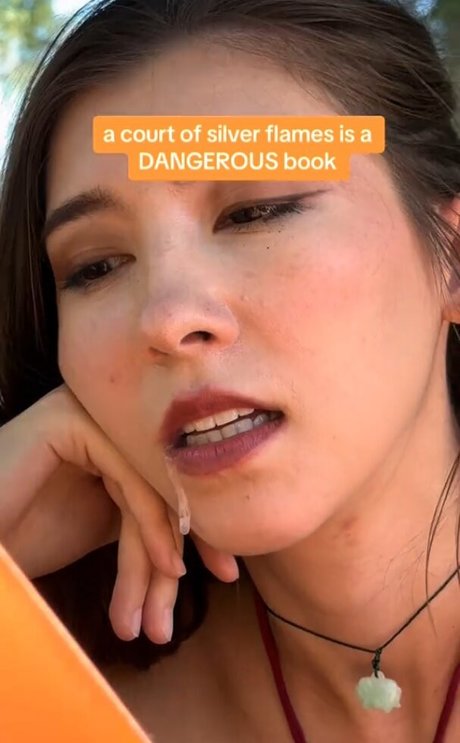 Kaisa modèle pornographique galerie