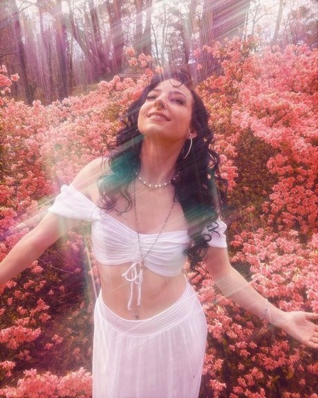 urbabysadie actrice érotique galeries