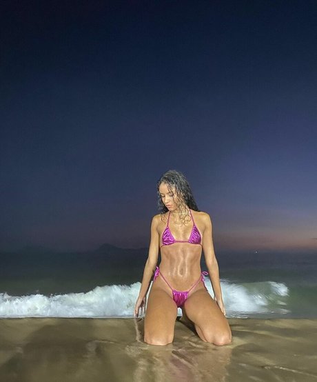 Aoxi art star du porno des photos