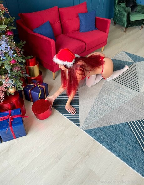 Nikoletta star du porno chaude photos