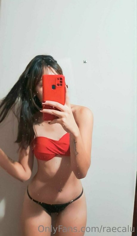 raecalu star du porno nue archive