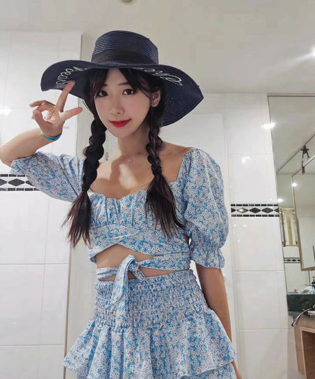 jinnytty modèle parfait photo