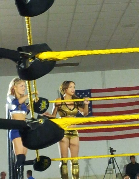 Alexa Bliss modèle gratuit photos