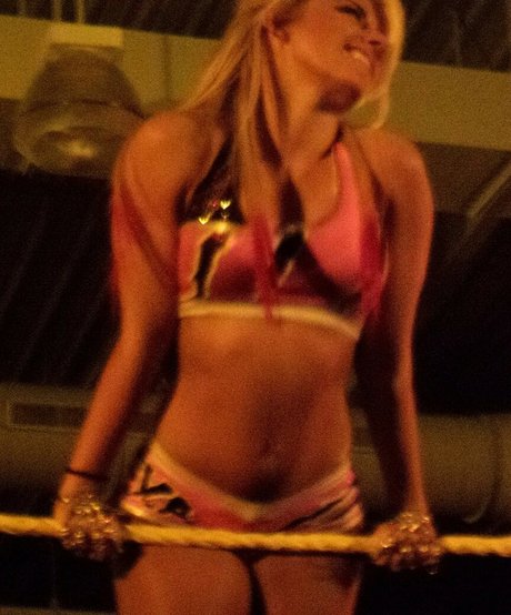 Alexa Bliss étoile nue photos