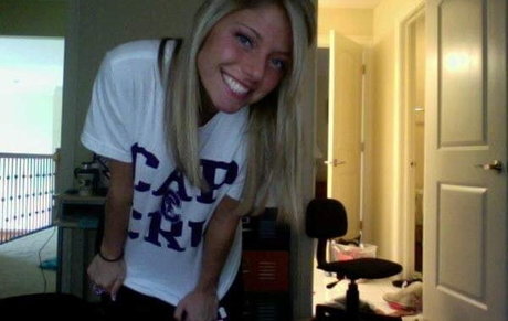 Alexa Bliss modèle adulte photo