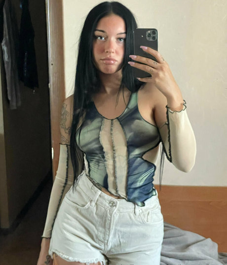 blonde transexuelle onlyfans haut sexy archive