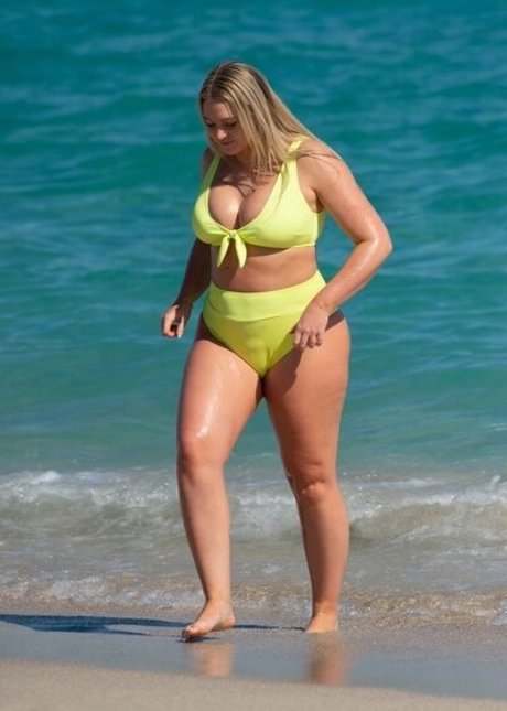 iskra actrice sexy photo