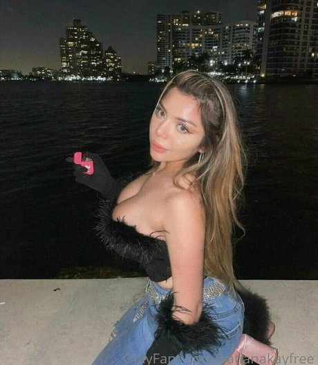 katianakayfree star du porno adulte img