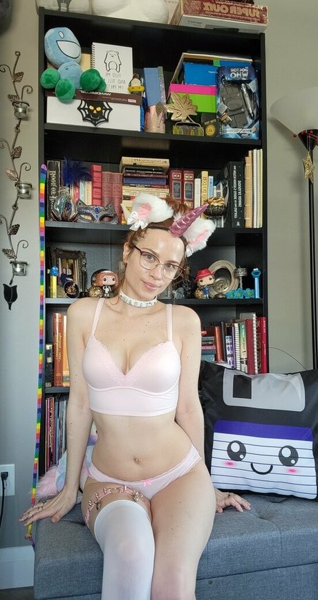 claracosmiafree star du porno érotique img