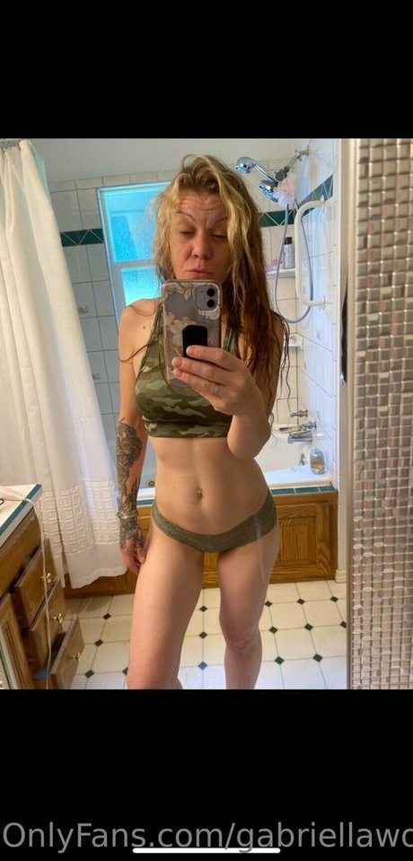 gabriellawoods598 modèles nus archive