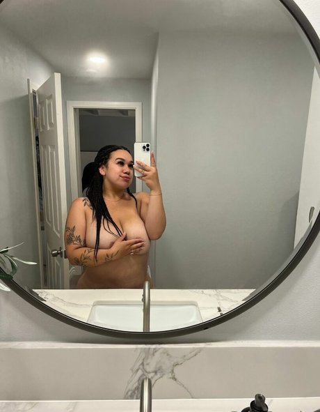 Britt Cuadra modèle sympa img