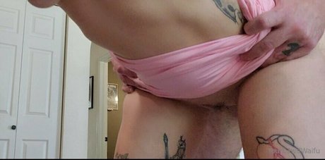 yourl3wdwaifu modèle parfait collection