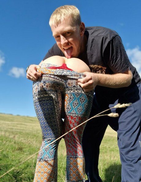 Nextdoornudists modèle nu img