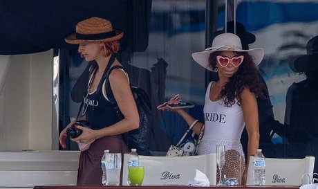 Sarah Hyland modèle parfait image