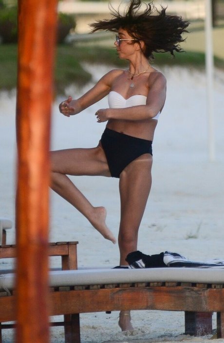 Sarah Hyland actrice artistique images