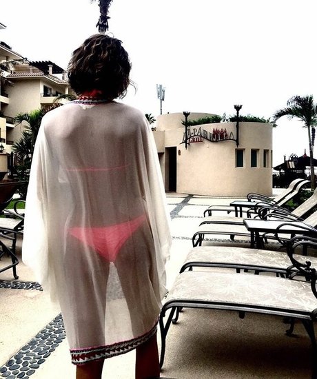 Sarah Hyland étoile nue img