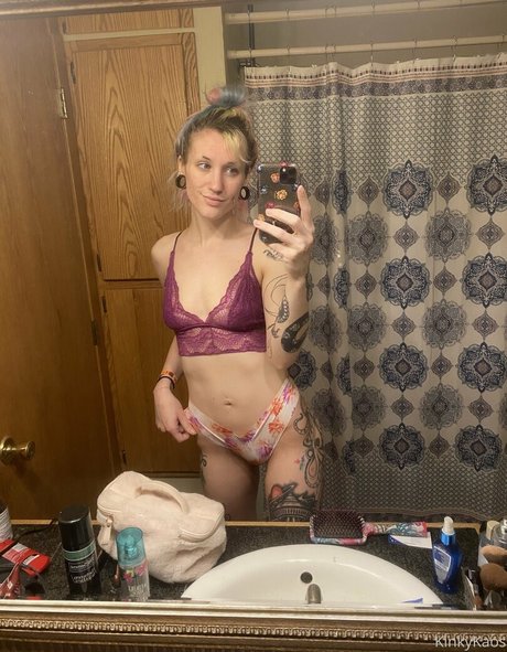 kinkykaoskings art modèle image