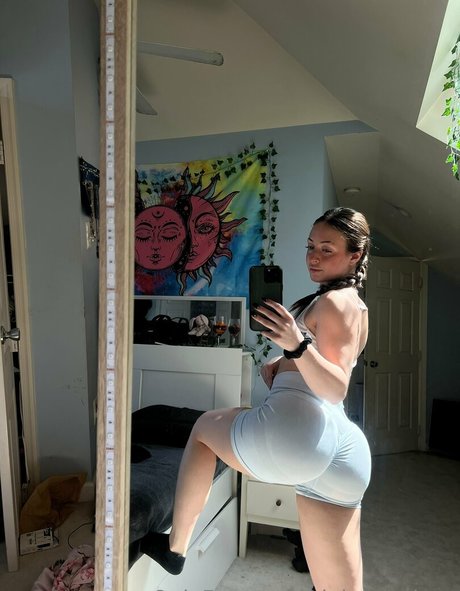 delaneyshort actrice chaude collection