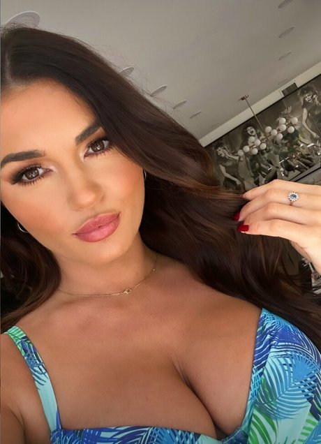 pawg rousse uniquementfans sexy gratuit photo