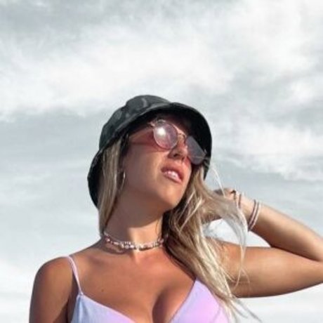 Nati Jota étoile sexy des photos