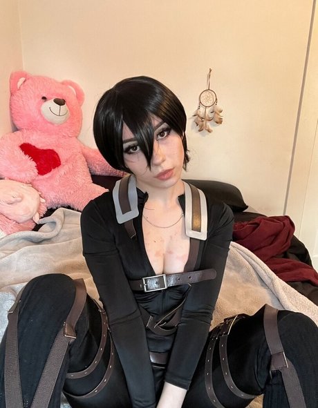 Gianna Hades belle étoile galerie